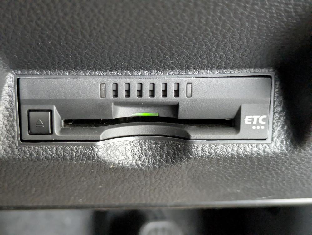 便利な必須アイテムのＥＴＣも装備しています！これがあればご納車の日からすぐにドライブにお出掛けできますね！